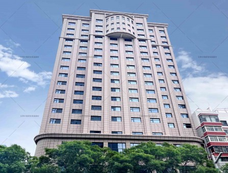 蘭州市公安局金盾大廈改造項目，選用水包砂保溫裝飾一體板。